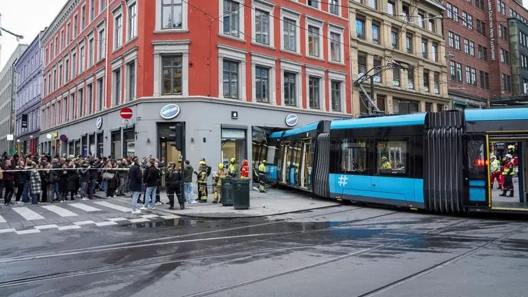 Tram Accident in Oslo: 4 Injured in Shocking Collision at Apple Store [Photos]