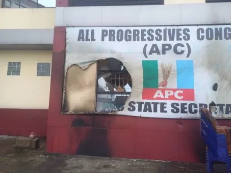 Explosion Rocks Rivers State APC Secretariat During Elections