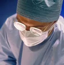 First-Ever Case: Surgeon Contracts Cancer from Patient