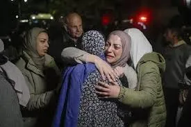 Gaza Ceasefire: Hamas Releases Israeli Hostages as Israel Frees 90 Palestinian Prisoners