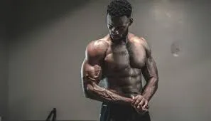 New Study Uncovers How Men Outpaced Women in Height and Weight Gains