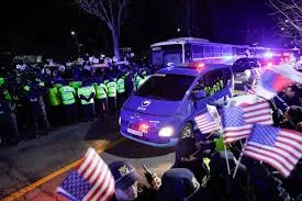 South Korean Protests: 9 Police Officers Injured After President Yoon's Detention Extended