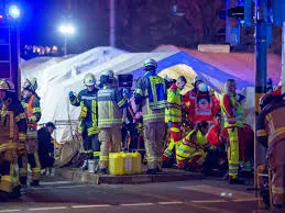 Tragedy in New Orleans: Vehicle Crash Kills 10, Injures 30 at New Year Event