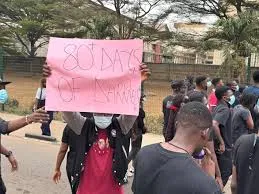 UI Students Protest 82-Day Power Outage in UCH: Impact and Reactions