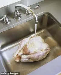 WHO Official Warning: The Risks of Washing Raw Meat Explained