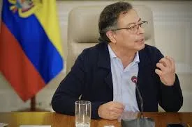 Alcohol and Drugs: A Comparative Analysis by Gustavo Petro