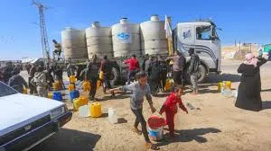 Israel Halts Aid to Gaza Amid Ceasefire Tensions